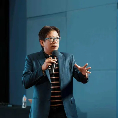 Charles Tan